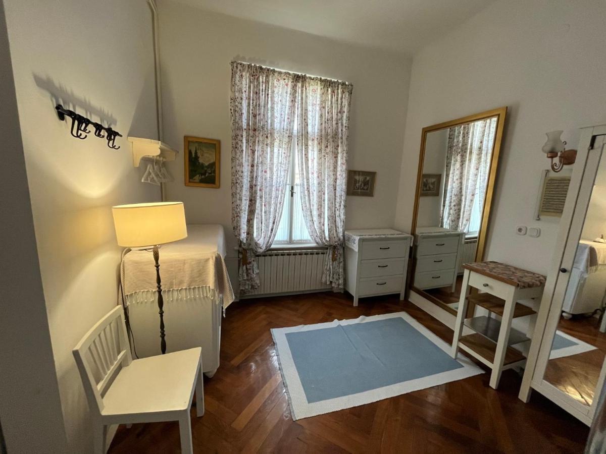 Guest House Ilicki Plac Zagreb Ngoại thất bức ảnh
